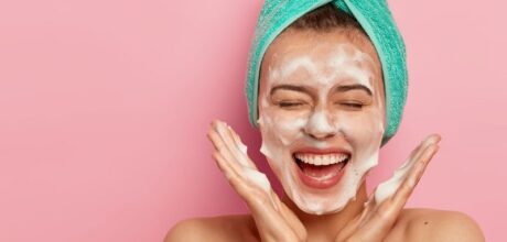 Como cuidar da pele: guia completo para uma rotina saudável
