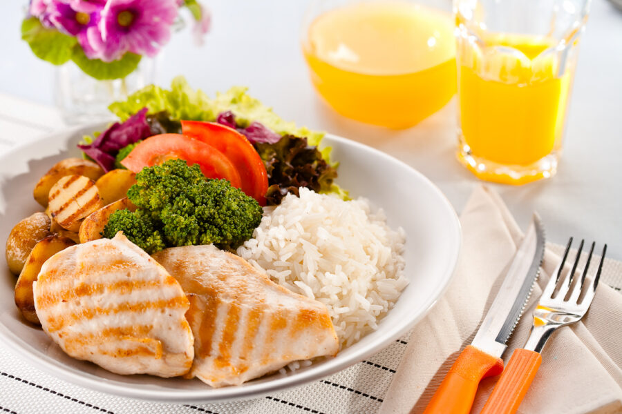 Alimentos e Práticas Que Ajudam a Manter Mais Energia