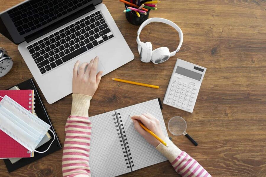 Como escolher um curso online para sua carreira