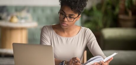 Como escolher cursos para melhorar o currículo